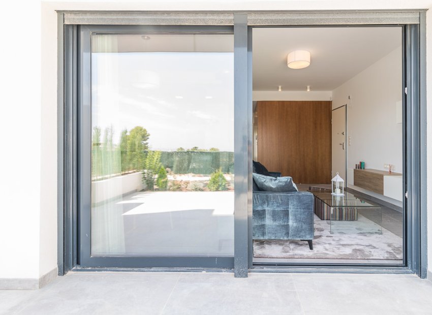 Obra nueva - Bungalow-Piso -
Torrevieja
