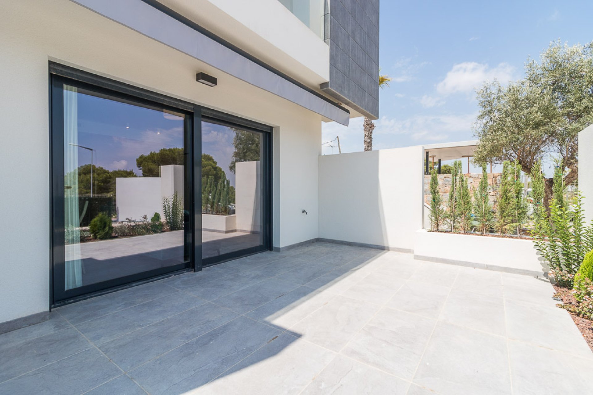 Obra nueva - Bungalow-Piso -
Torrevieja