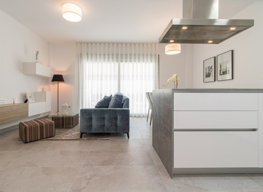 Obra nueva - Bungalow-Piso -
Torrevieja