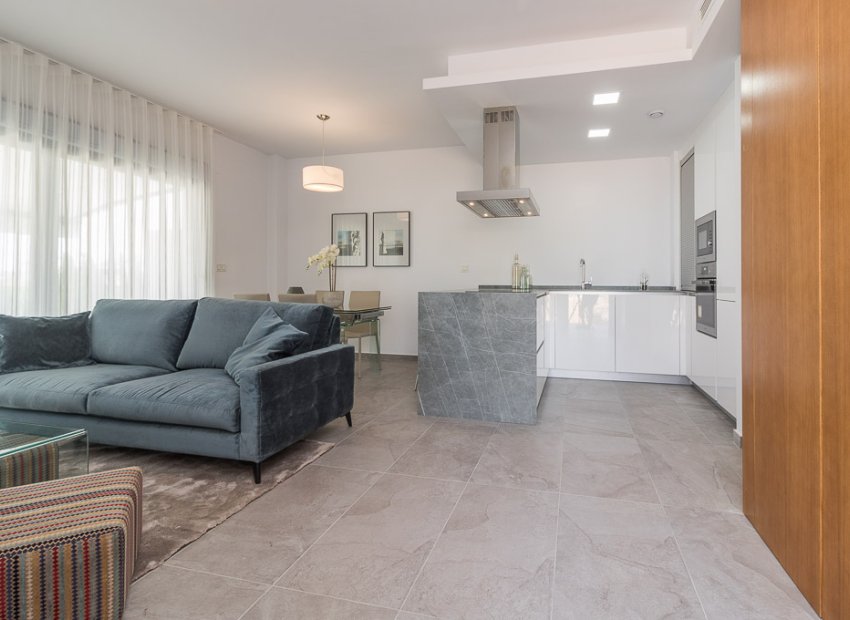 Obra nueva - Bungalow-Piso -
Torrevieja