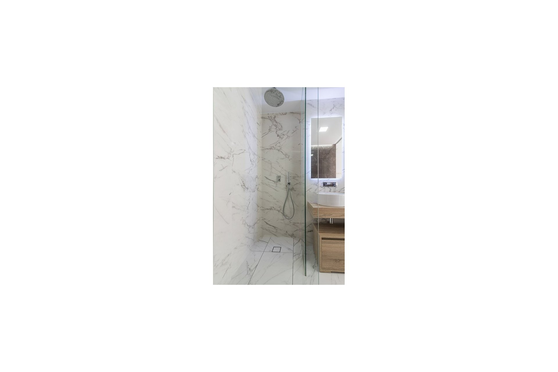 Obra nueva - Bungalow-Piso -
Torrevieja