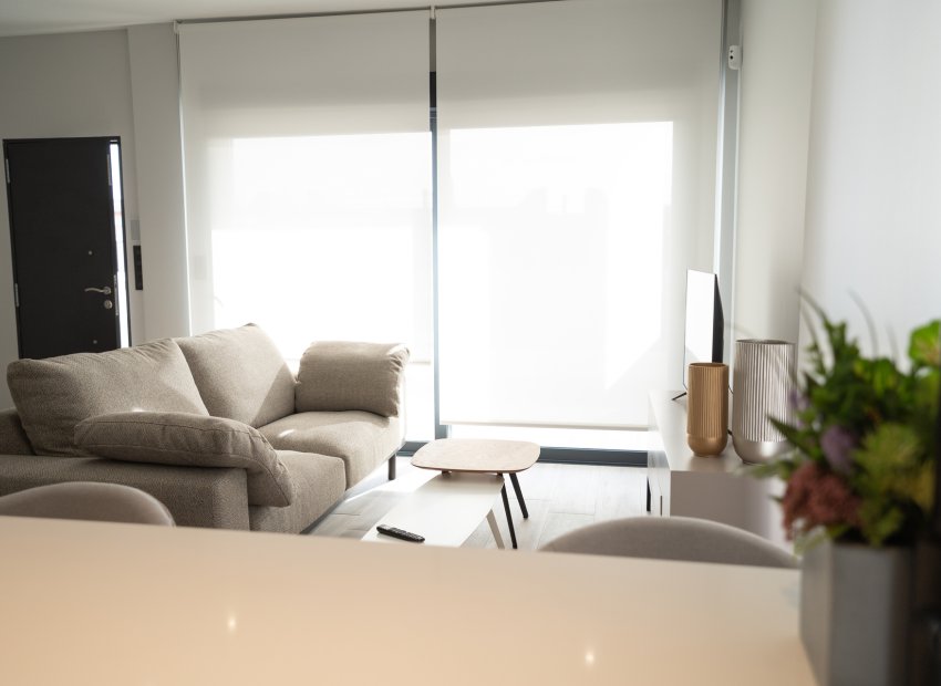 Obra nueva - Casa Adosada -
Torrevieja