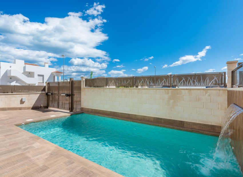 Obra nueva - Villa independiente -
Ciudad Quesada