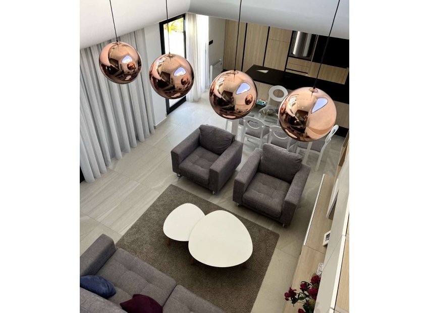 Obra nueva - Villa independiente -
Rojales