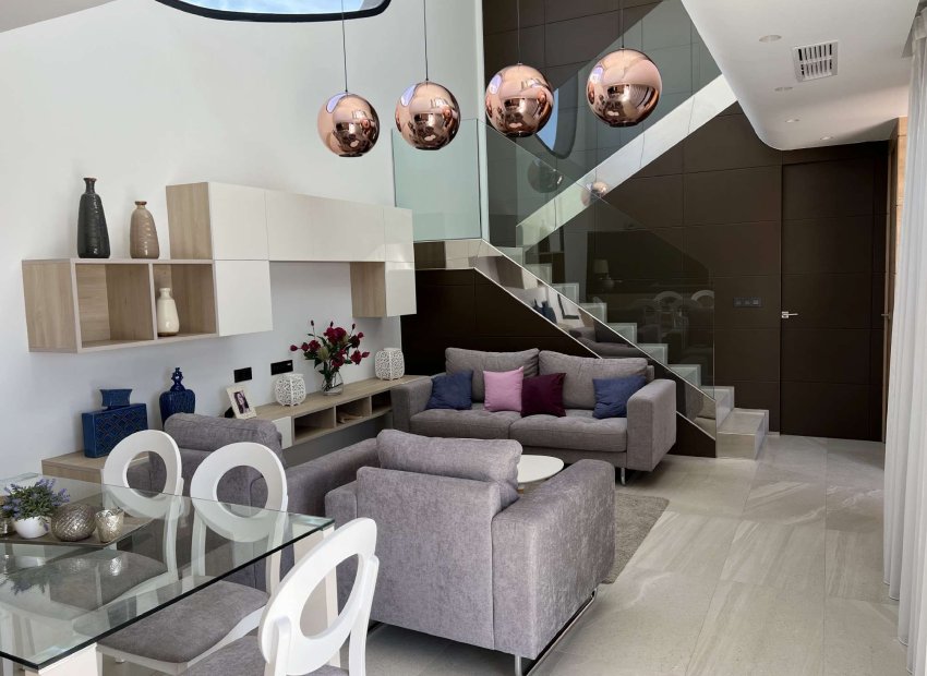 Obra nueva - Villa independiente -
Rojales