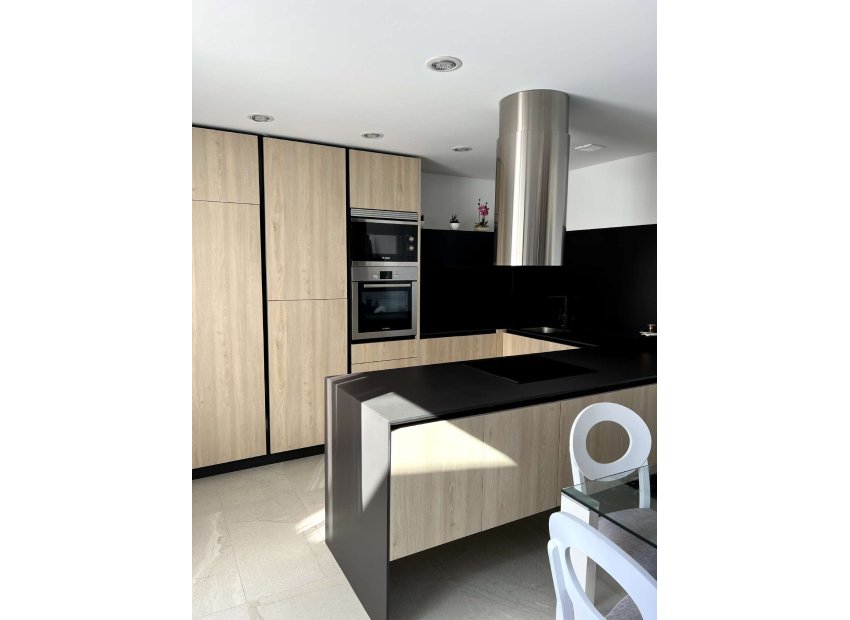 Obra nueva - Villa independiente -
Rojales