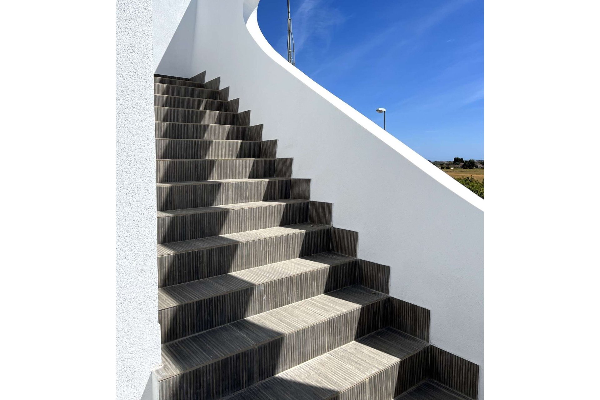 Obra nueva - Villa independiente -
Rojales
