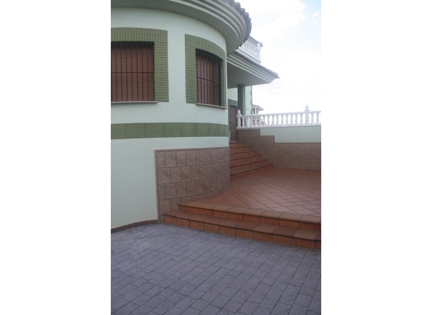 Obra nueva - Villa independiente -
Torrevieja