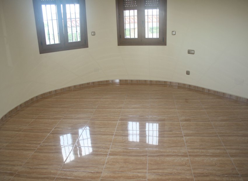 Obra nueva - Villa independiente -
Torrevieja