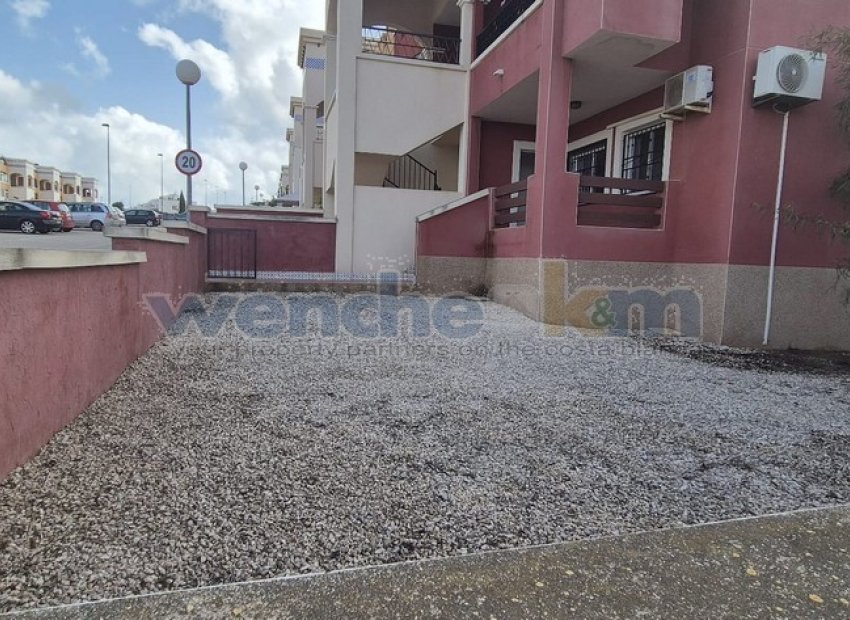 Resale - Bungalow-Apartment -
Orihuela Costa - Los Altos