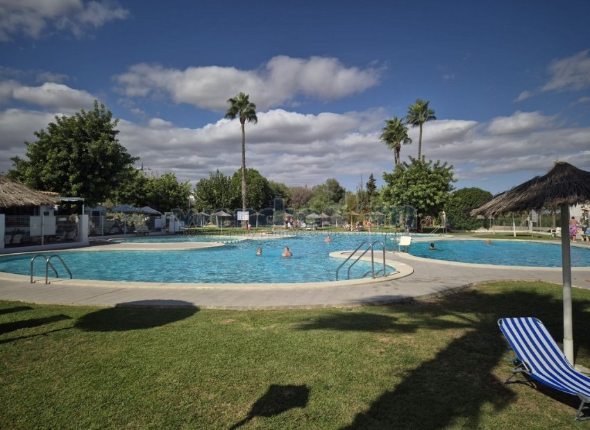 Resale - Bungalow-Apartment -
Torrevieja - Los Balcones