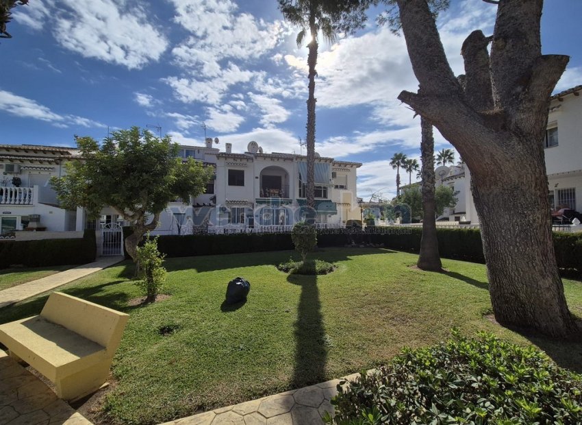 Resale - Bungalow-Apartment -
Torrevieja - Los Balcones