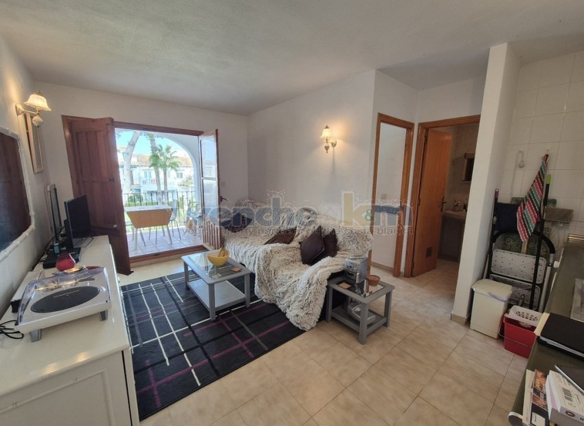 Resale - Bungalow-Apartment -
Torrevieja - Los Balcones