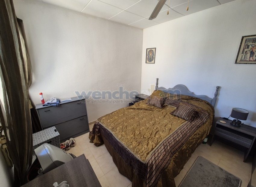 Resale - bungalow -
Orihuela Costa - La Florida