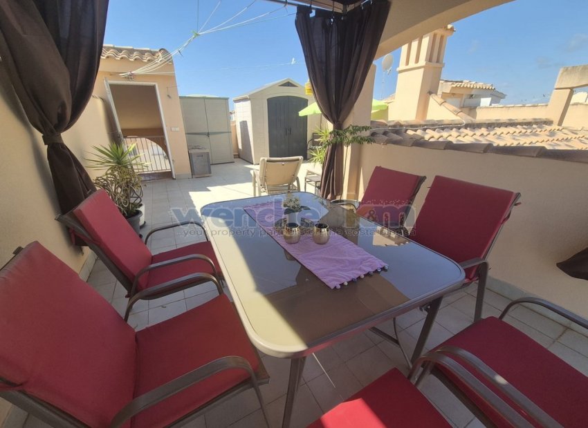 Resale - bungalow -
Orihuela Costa - Las Chismosas
