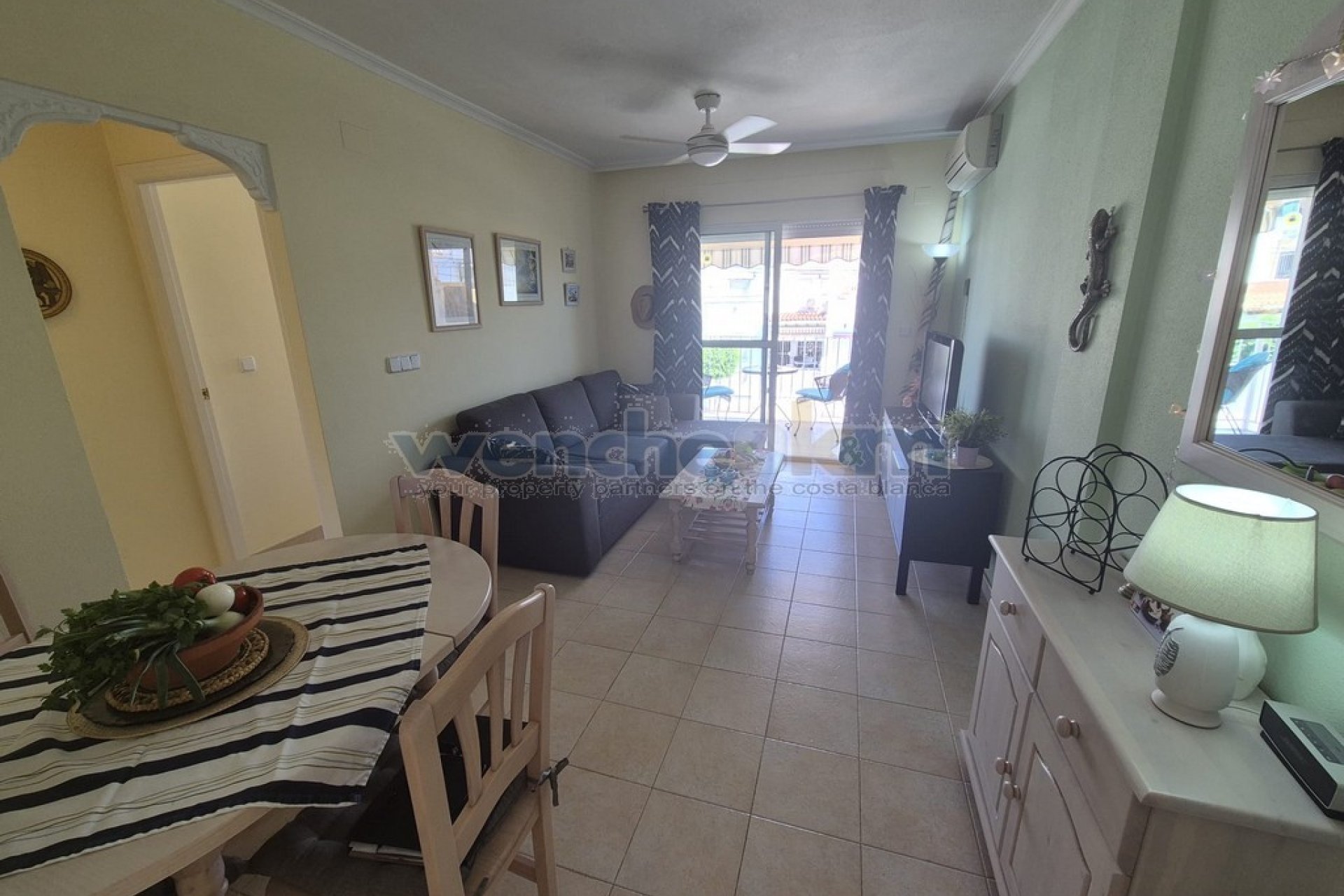 Resale - bungalow -
Orihuela Costa - Las Chismosas