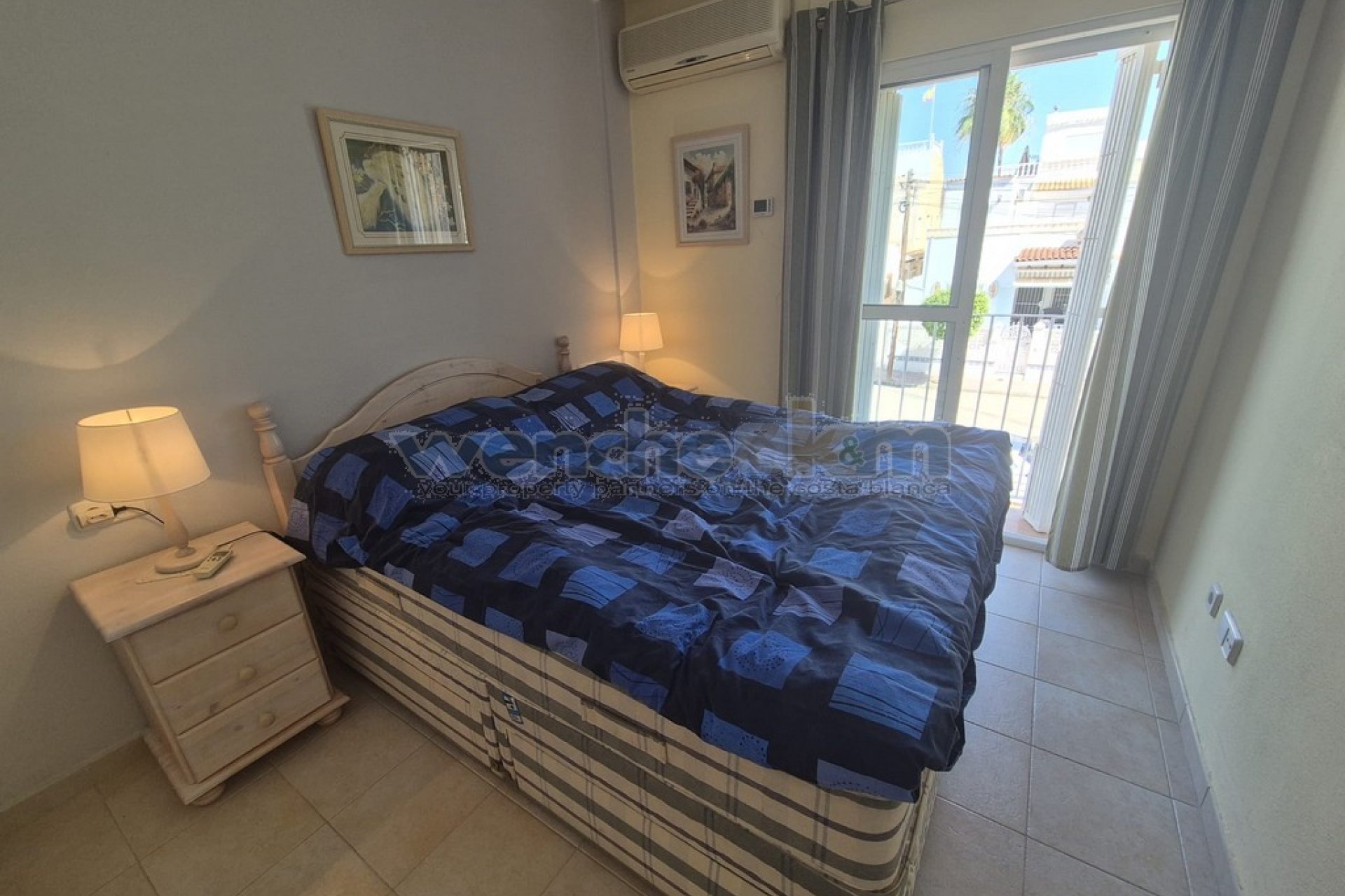 Resale - bungalow -
Orihuela Costa - Las Chismosas