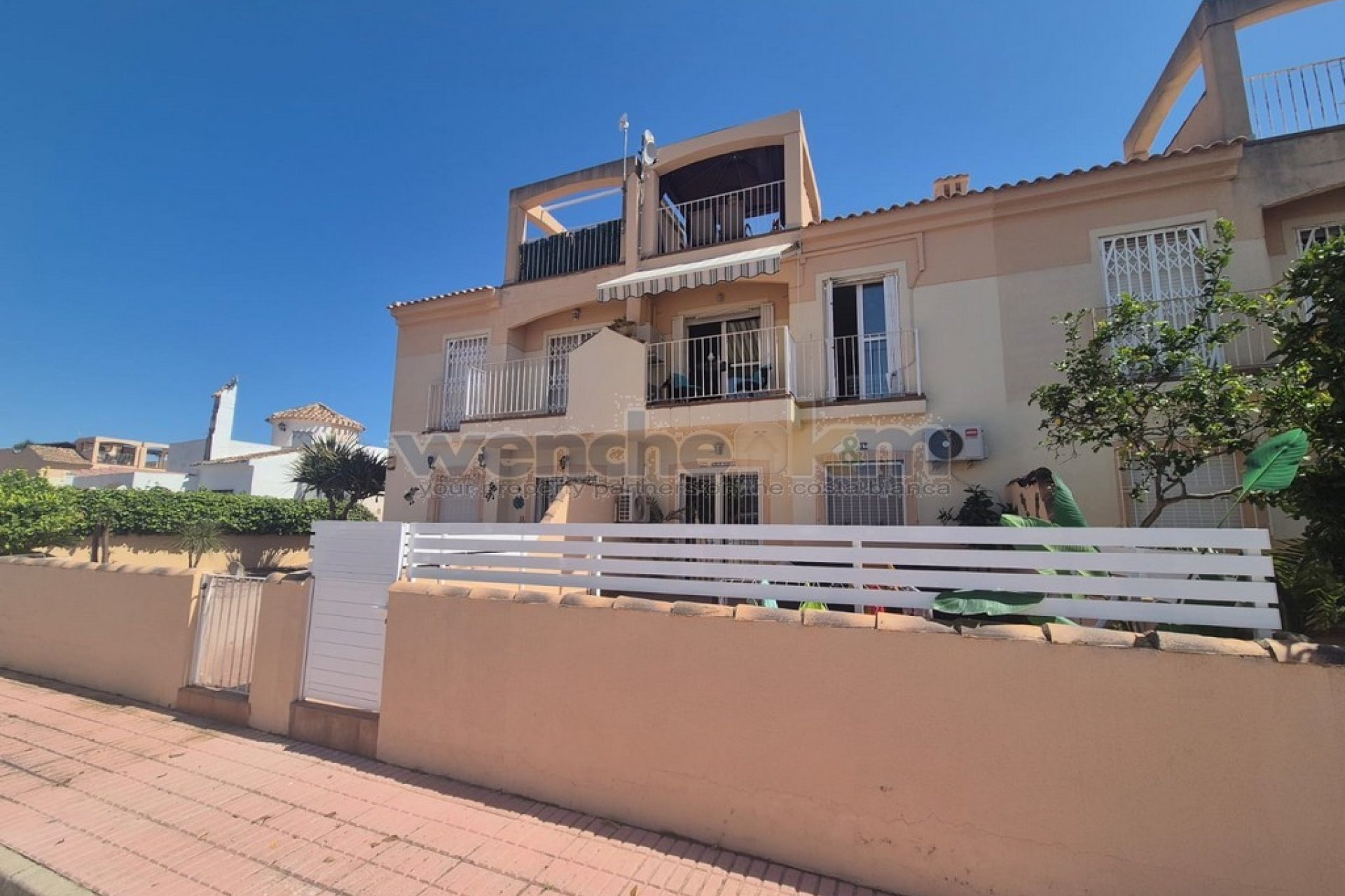 Resale - bungalow -
Orihuela Costa - Las Chismosas