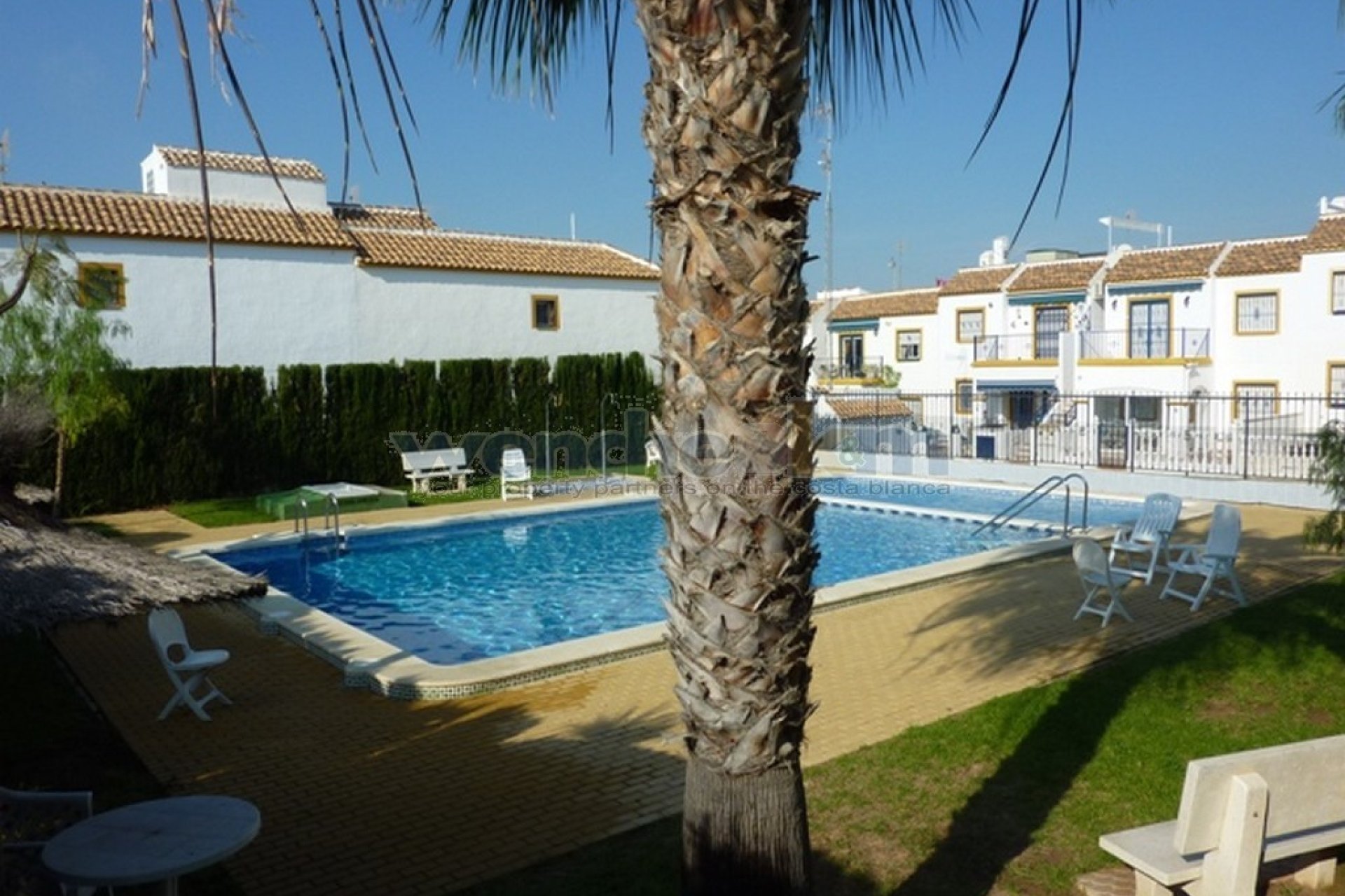 Resale - bungalow -
Orihuela Costa - Los Altos