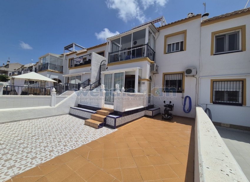 Resale - bungalow -
Orihuela Costa - Los Altos