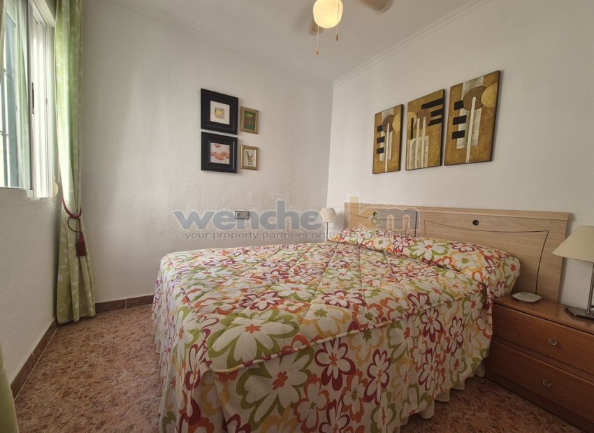 Resale - bungalow -
Orihuela Costa - Los Altos