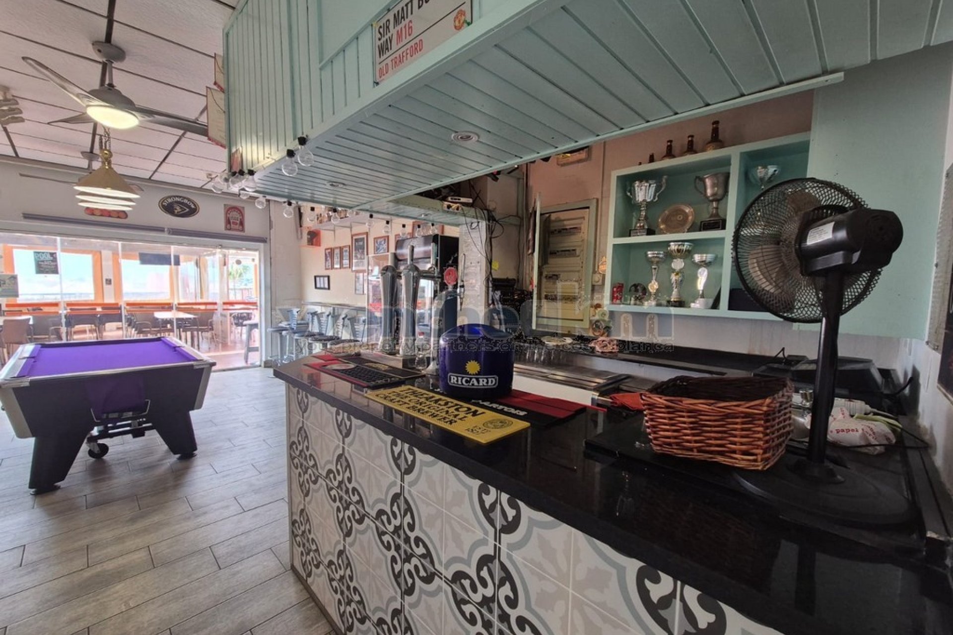 Resale - Commercial -
Orihuela Costa - Los Altos