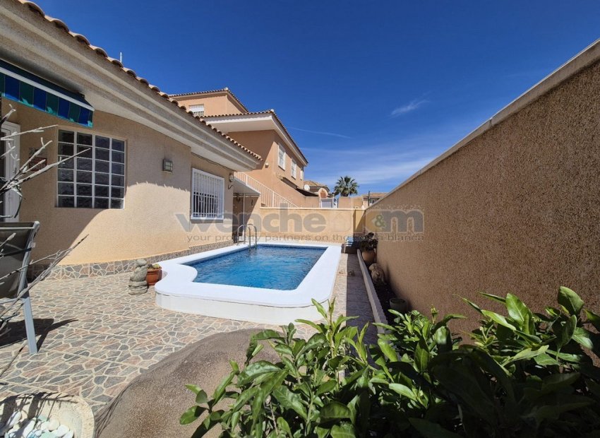 Resale - Detached Villa -
Orihuela Costa - Los Altos