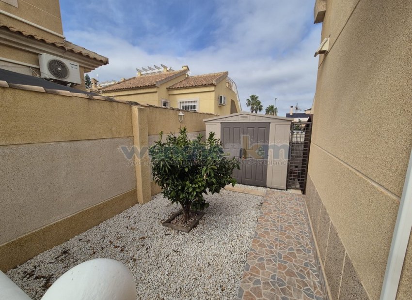Resale - Detached Villa -
Orihuela Costa - Los Altos