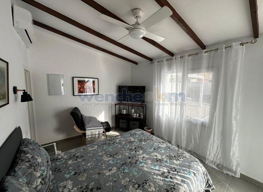 Resale - Detached Villa -
Orihuela Costa - Los Balcones