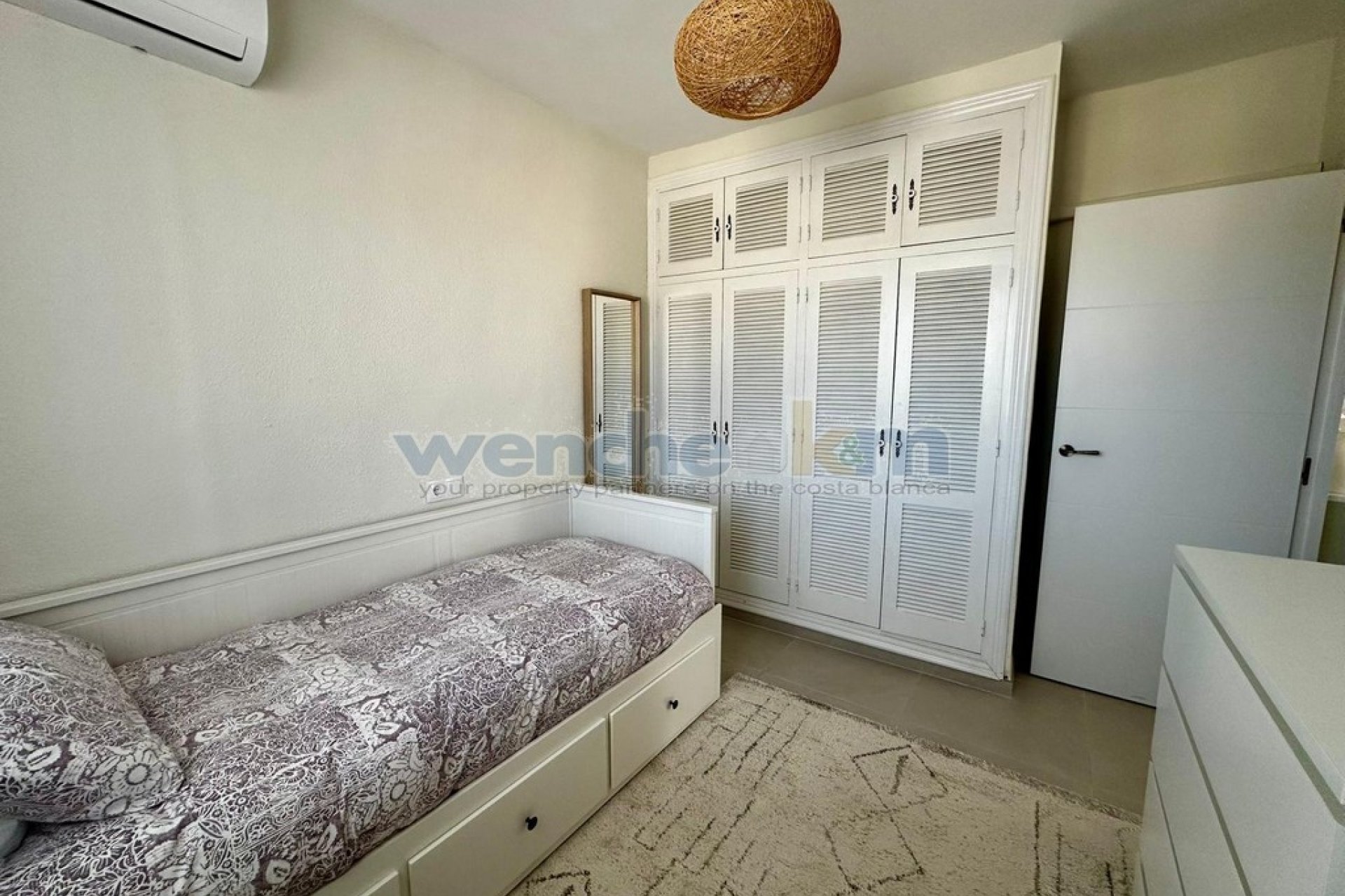 Resale - Detached Villa -
Orihuela Costa - Los Balcones