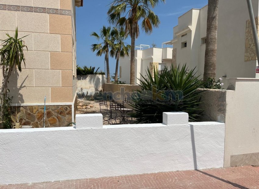 Resale - Detached Villa -
San Miguel de Salinas
