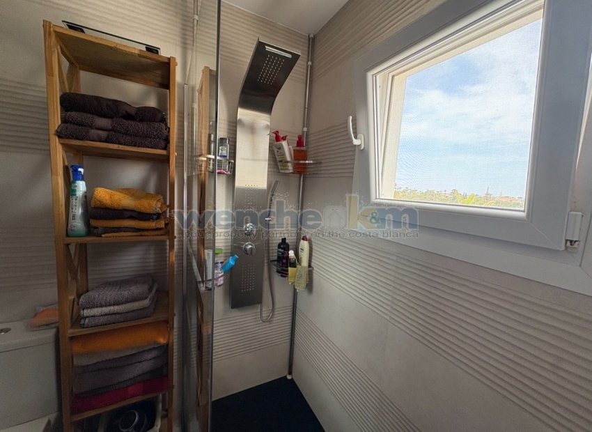 Resale - Detached Villa -
Torrevieja - La Siesta - El Salado -  Torreta