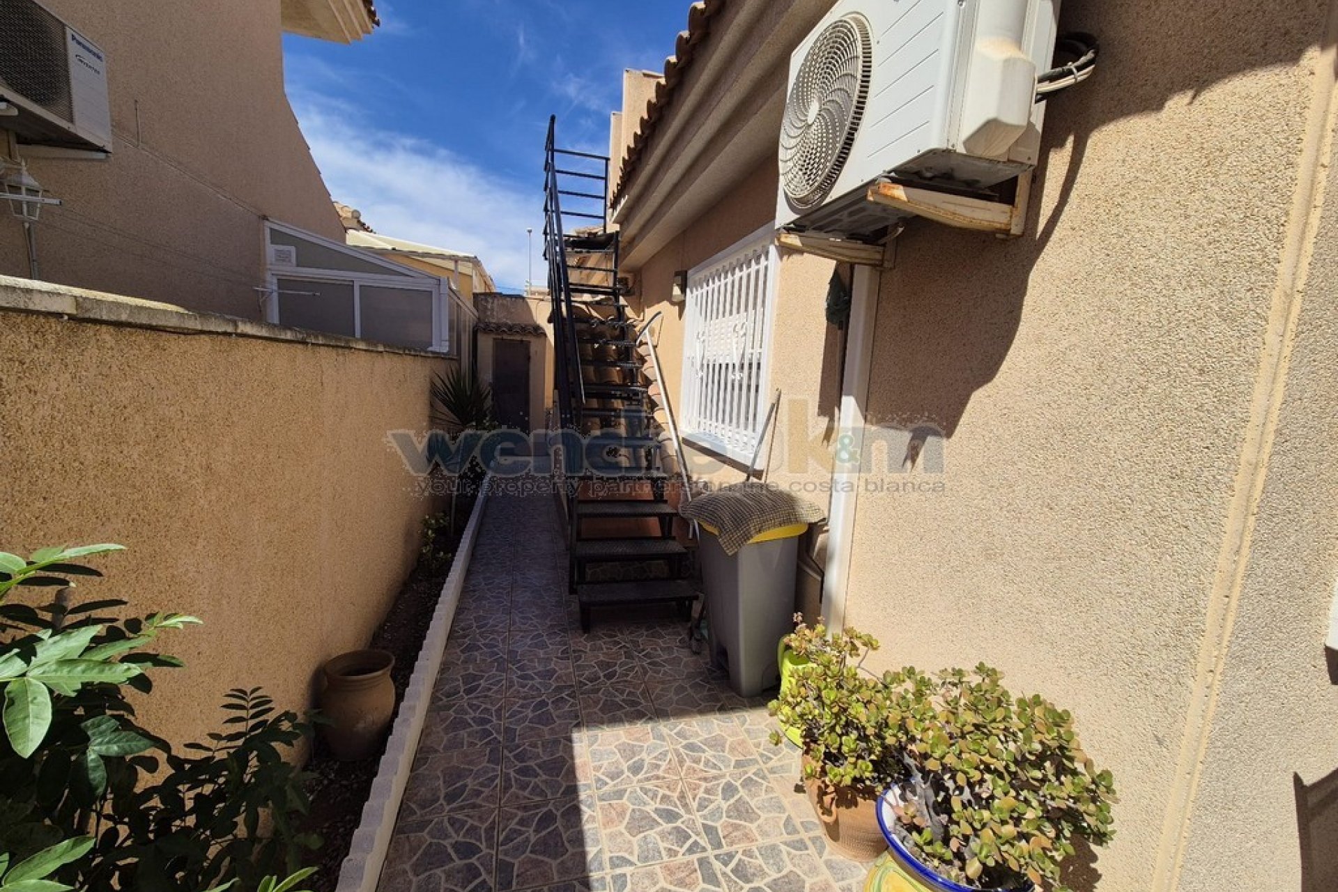 Resale - Detached Villa -
Torrevieja