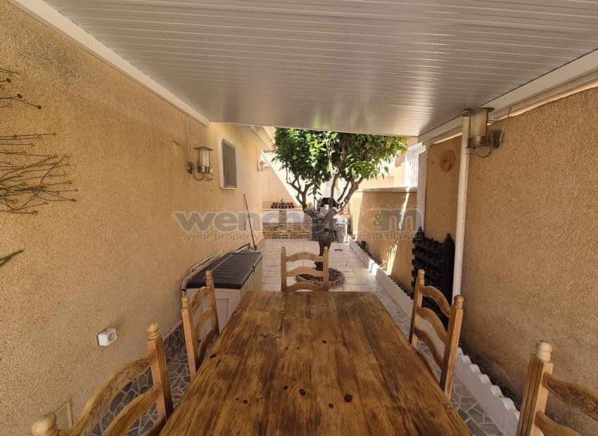 Resale - Detached Villa -
Torrevieja