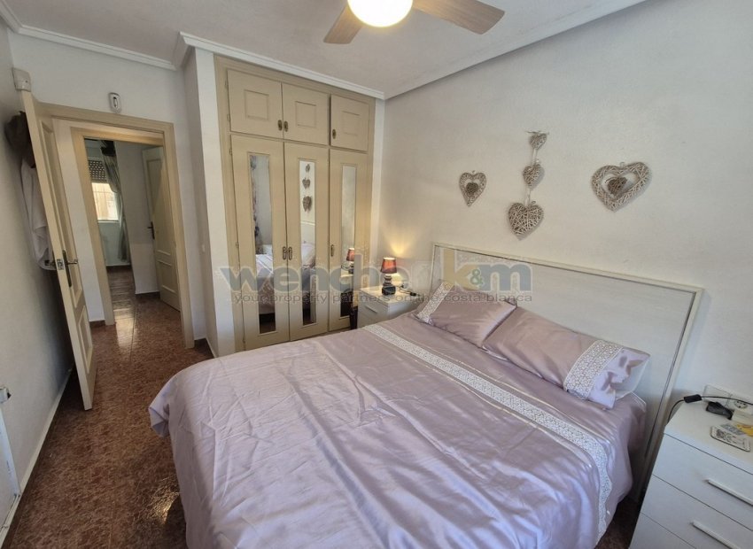 Resale - Detached Villa -
Torrevieja
