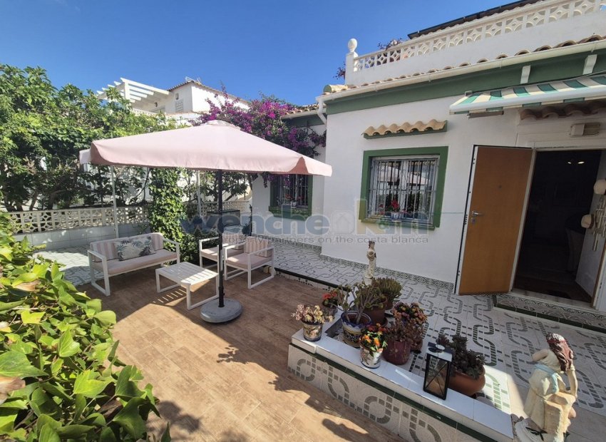 Resale - Quatro -
Orihuela Costa - La Florida