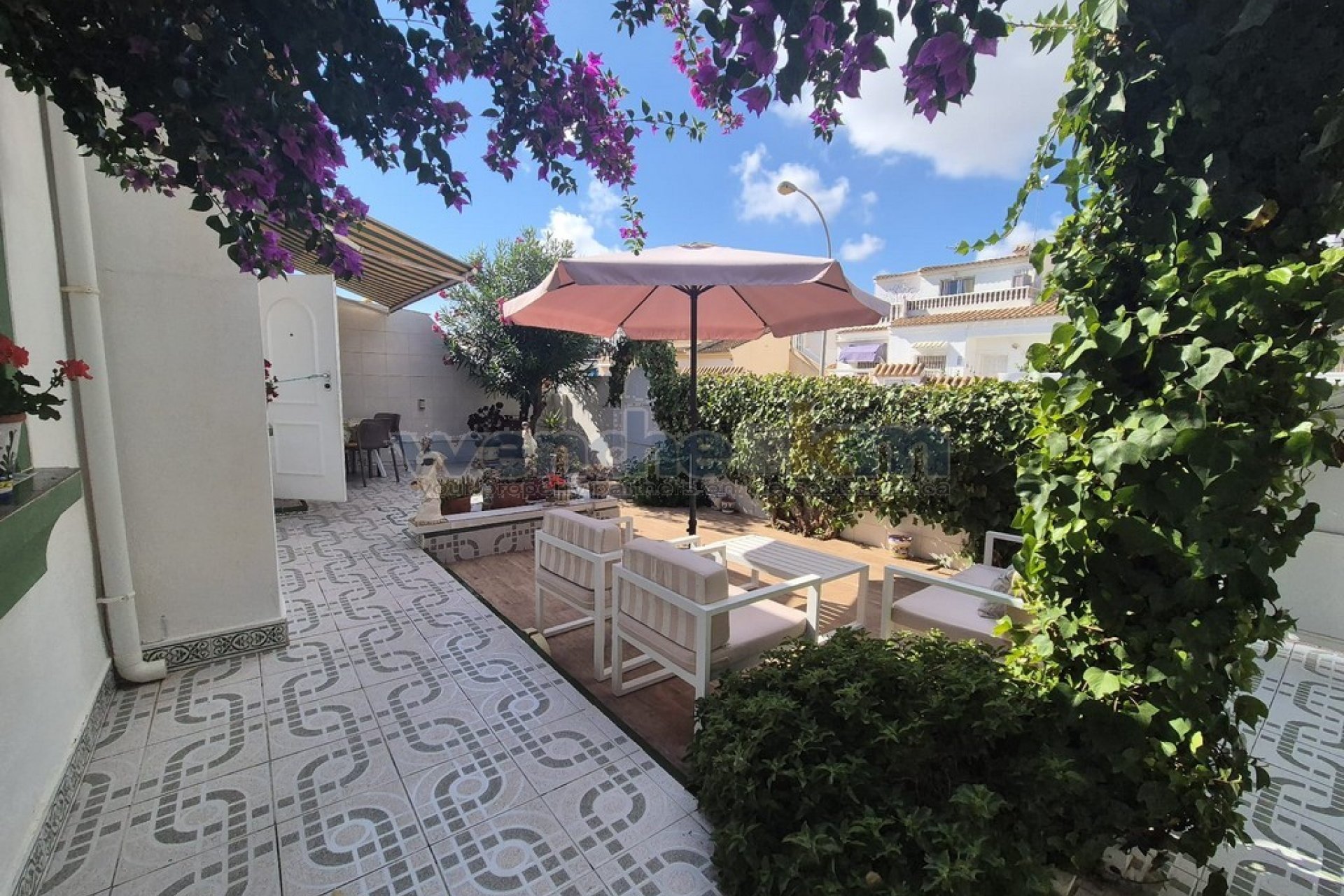 Resale - Quatro -
Orihuela Costa - La Florida