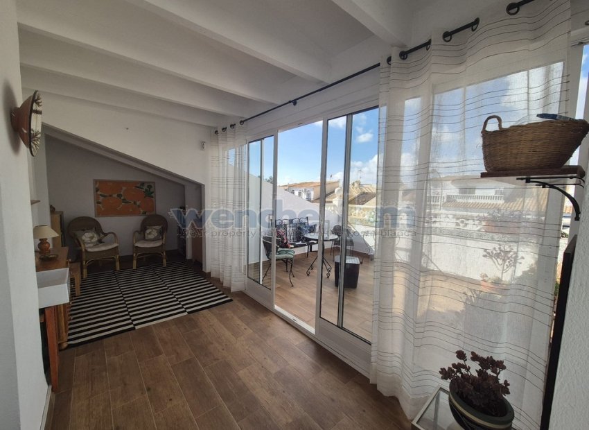 Resale - Quatro -
Orihuela Costa - La Florida