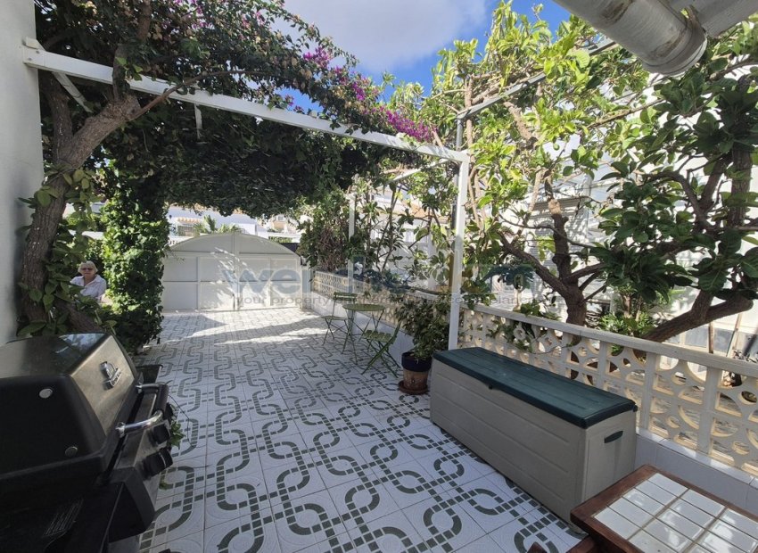 Resale - Quatro -
Orihuela Costa - La Florida