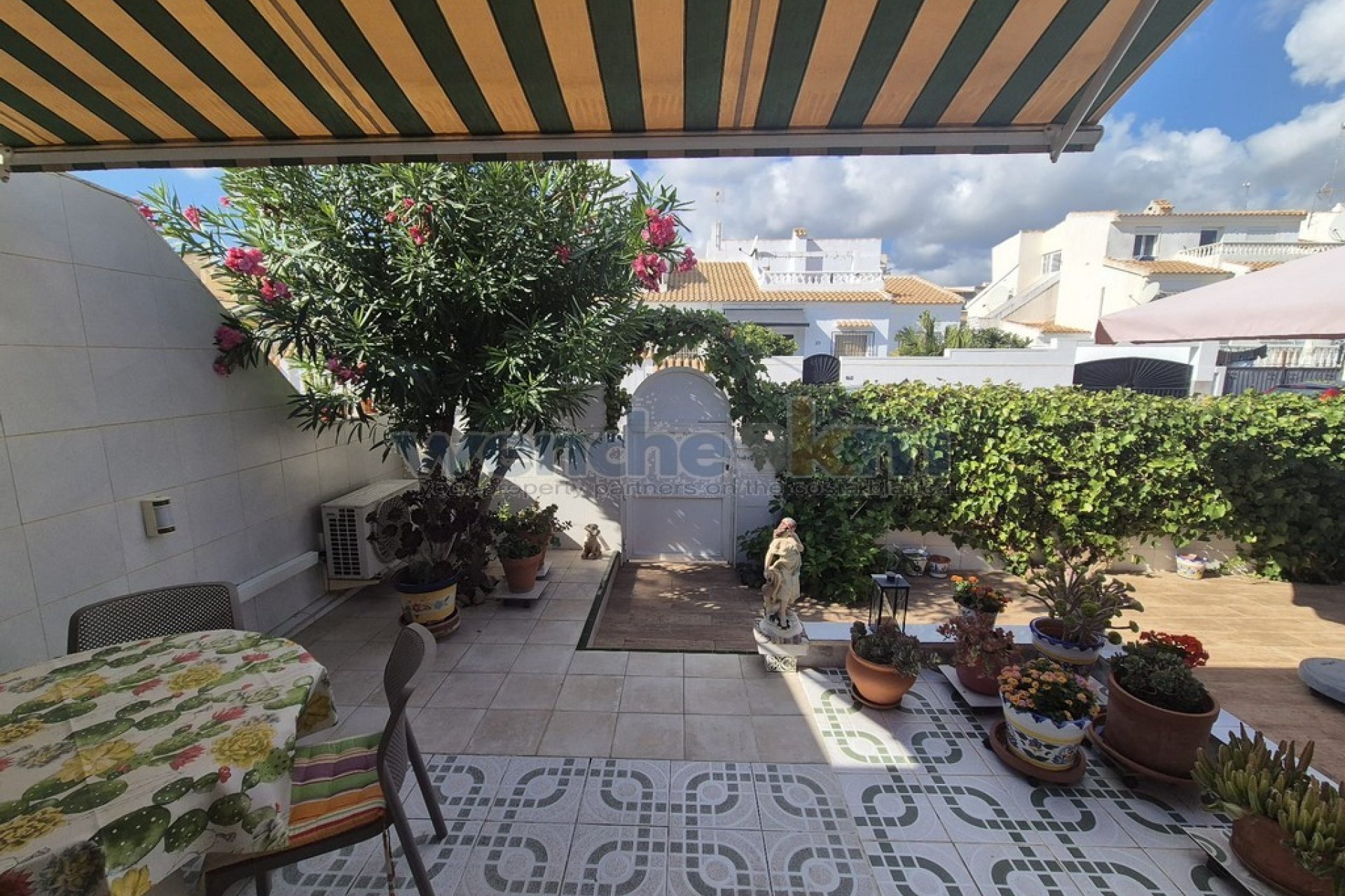 Resale - Quatro -
Orihuela Costa - La Florida