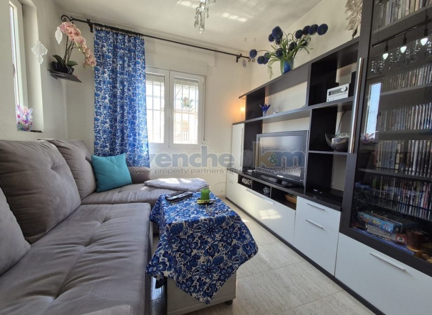 Resale - Quatro -
Orihuela Costa - La Florida