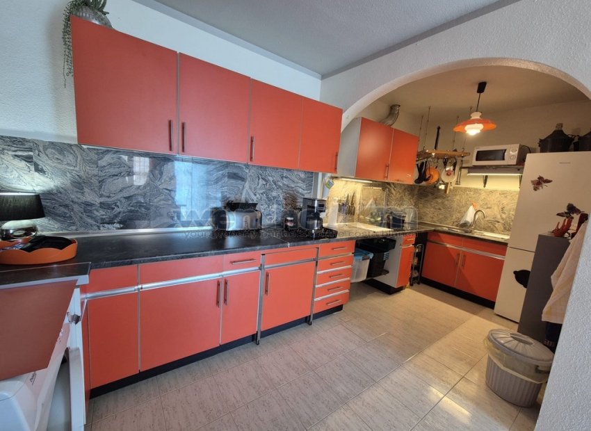 Resale - Quatro -
Orihuela Costa - La Florida