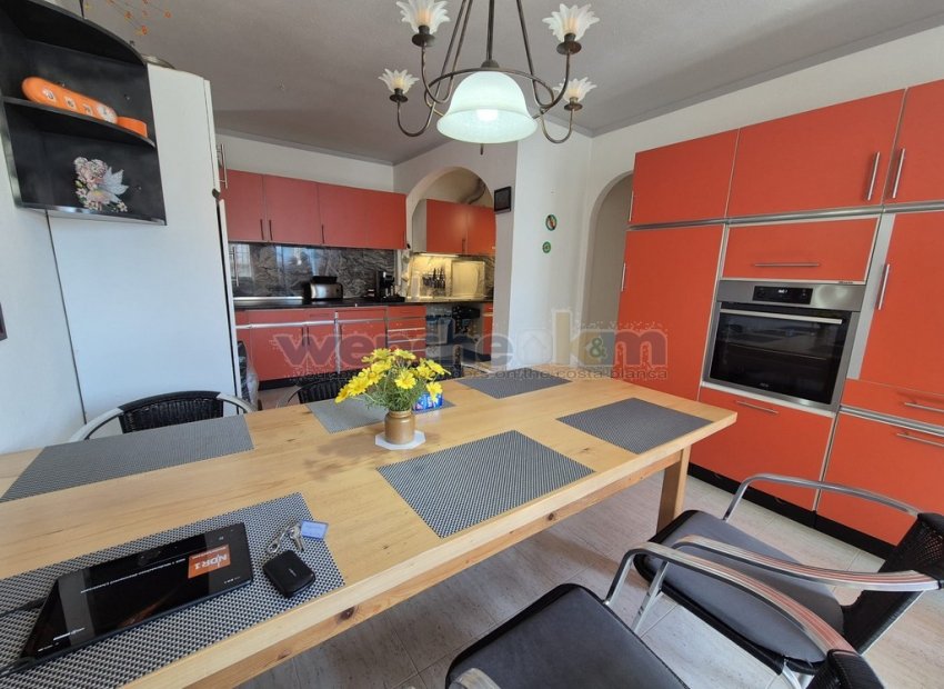 Resale - Quatro -
Orihuela Costa - La Florida