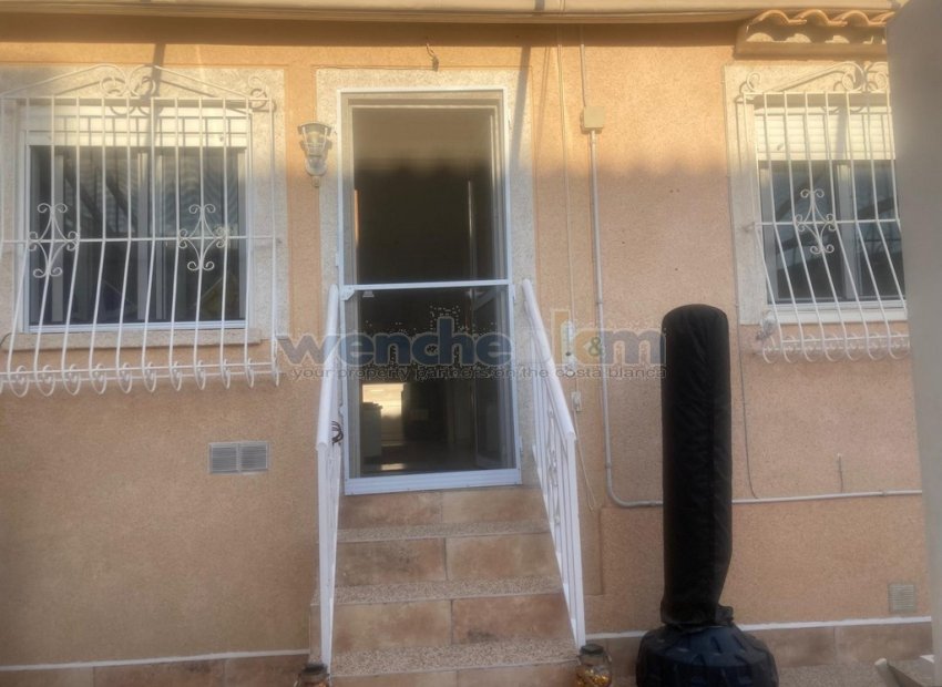 Resale - Quatro -
Orihuela Costa - La Florida