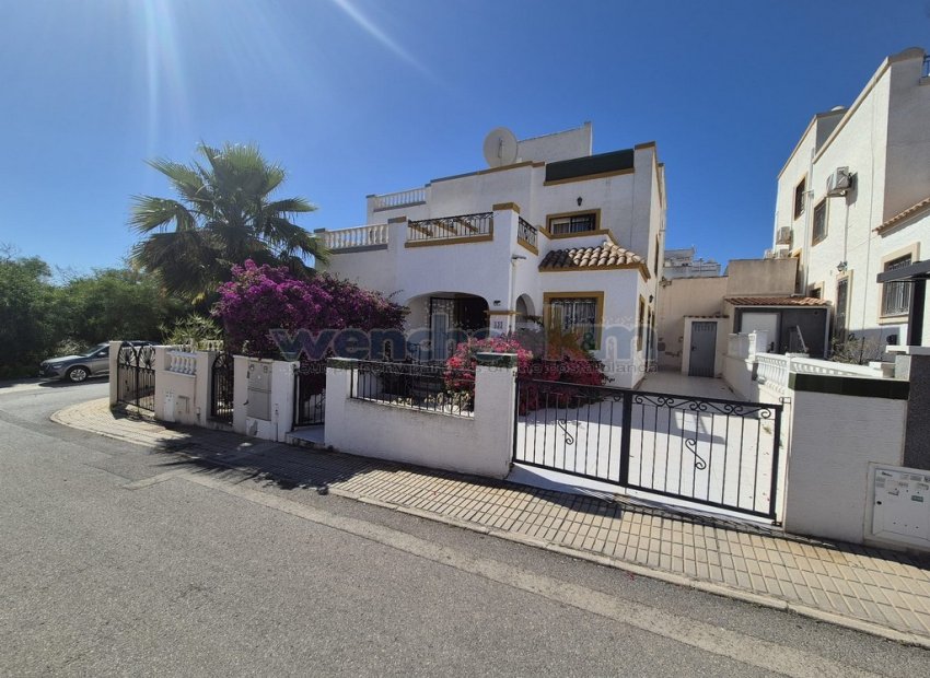 Resale - Quatro -
Orihuela Costa - Los Altos