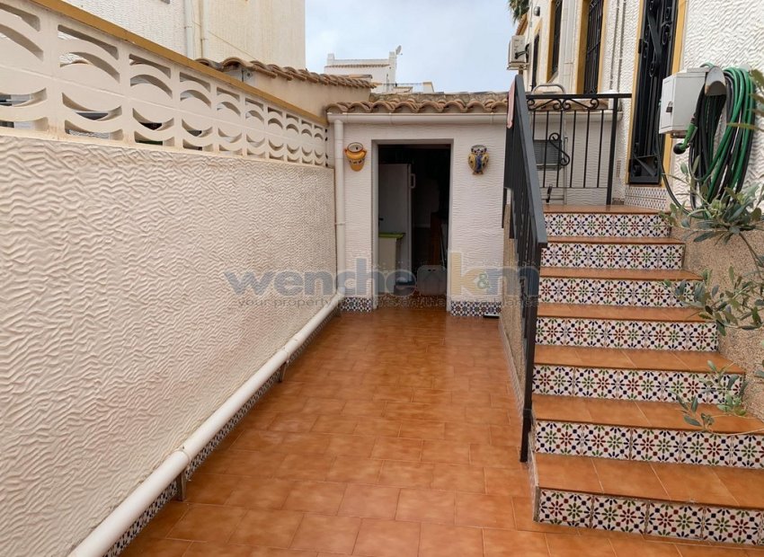Resale - Quatro -
Orihuela Costa - Los Altos