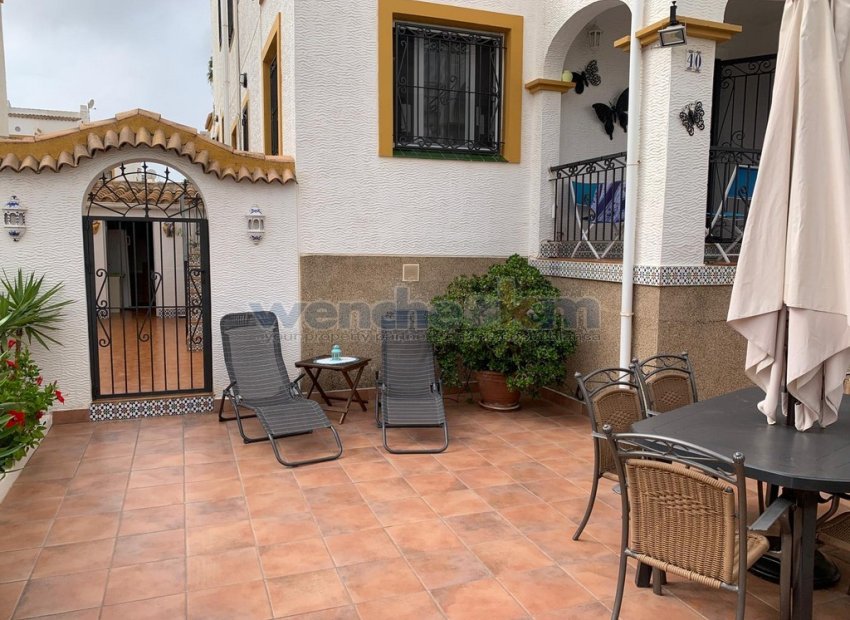 Resale - Quatro -
Orihuela Costa - Los Altos