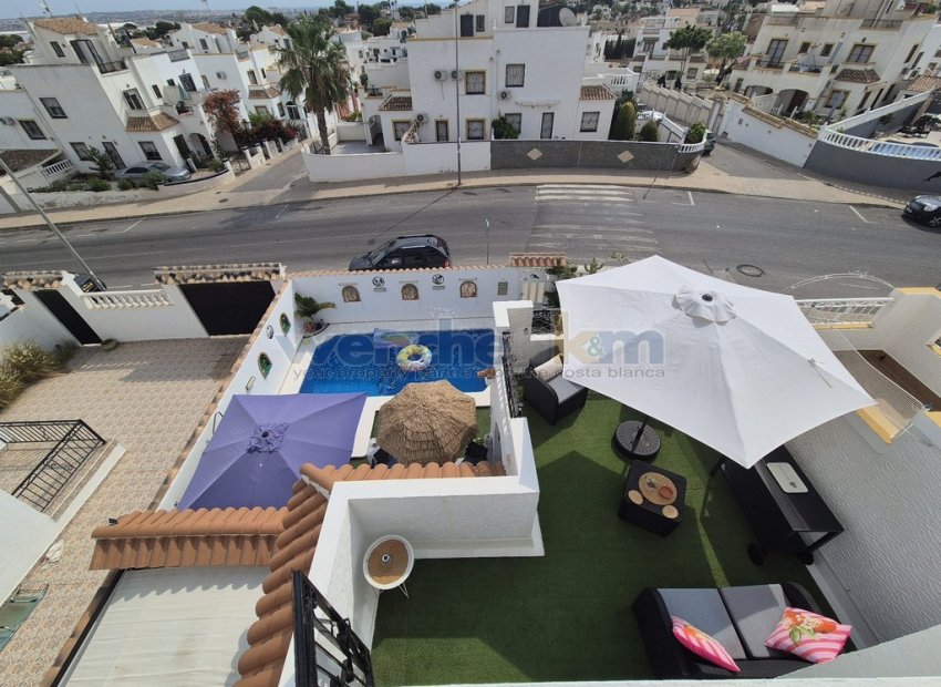 Resale - Quatro -
Orihuela Costa - Los Altos