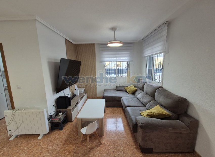 Resale - Quatro -
Orihuela Costa - Los Altos