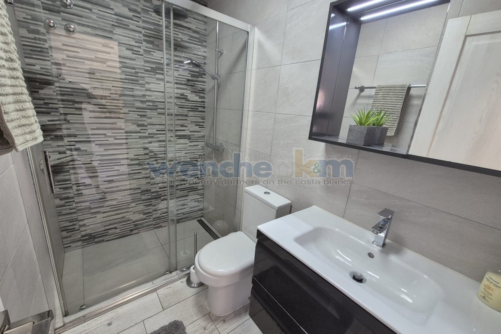 Resale - Quatro -
Orihuela Costa - Los Altos